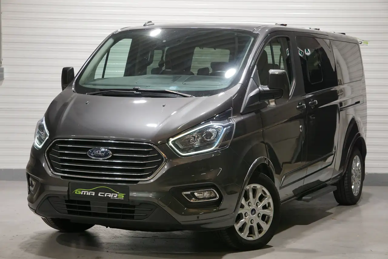 Ford Tourneo Custom