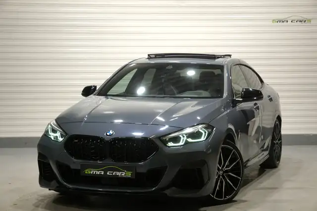 BMW 235